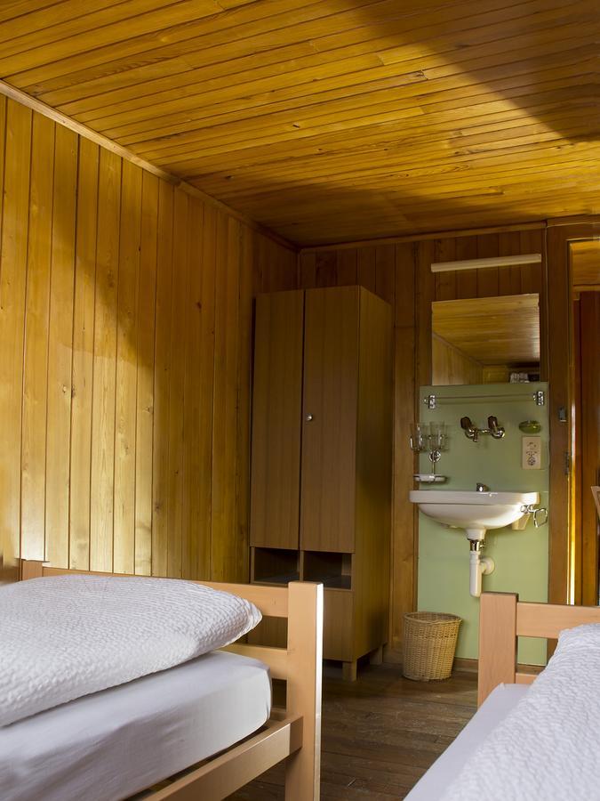 Hotel Refuge De Plan-Francey Moleson Exterior foto
